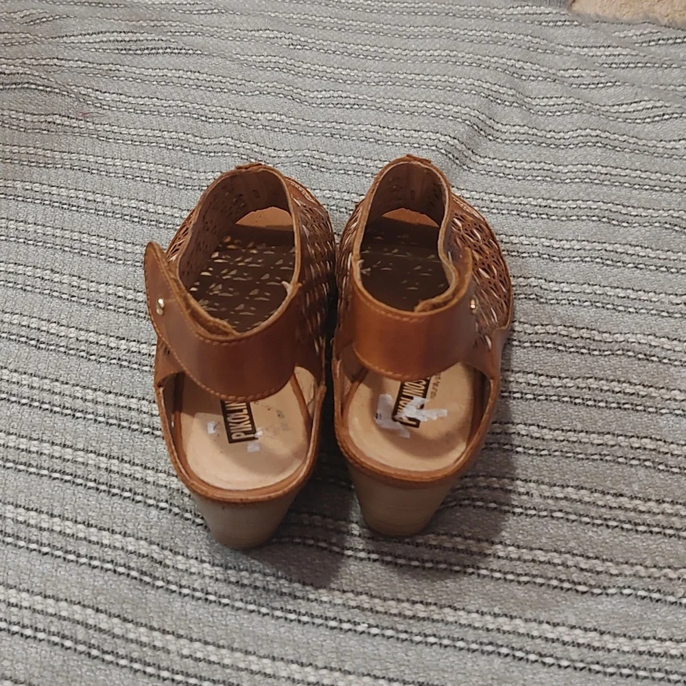 Pikolinos wedge heals with open toe - Picture 5 of 9